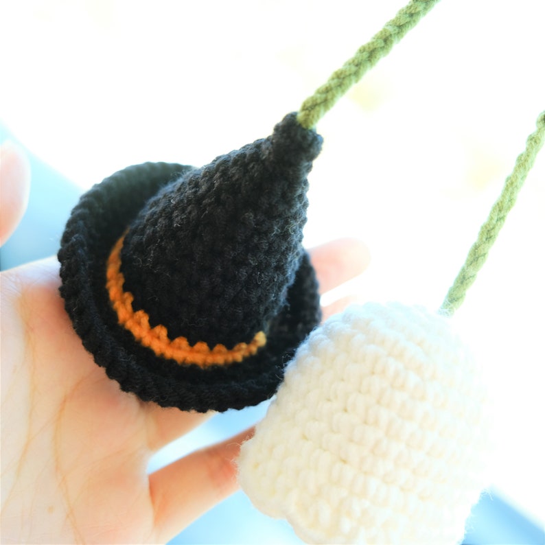 Crochet Ghost Witch Hat Car Mirror Hanging, Spooky Cute Car Rearview Charm, Halloween Car Interior Accessories