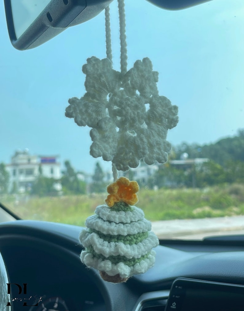 Crochet Christmas Tree And Snowflake Car Charm, Cute Christmas Tree Snowflake Rear View Mirror Ornament, Christmas Car Decor