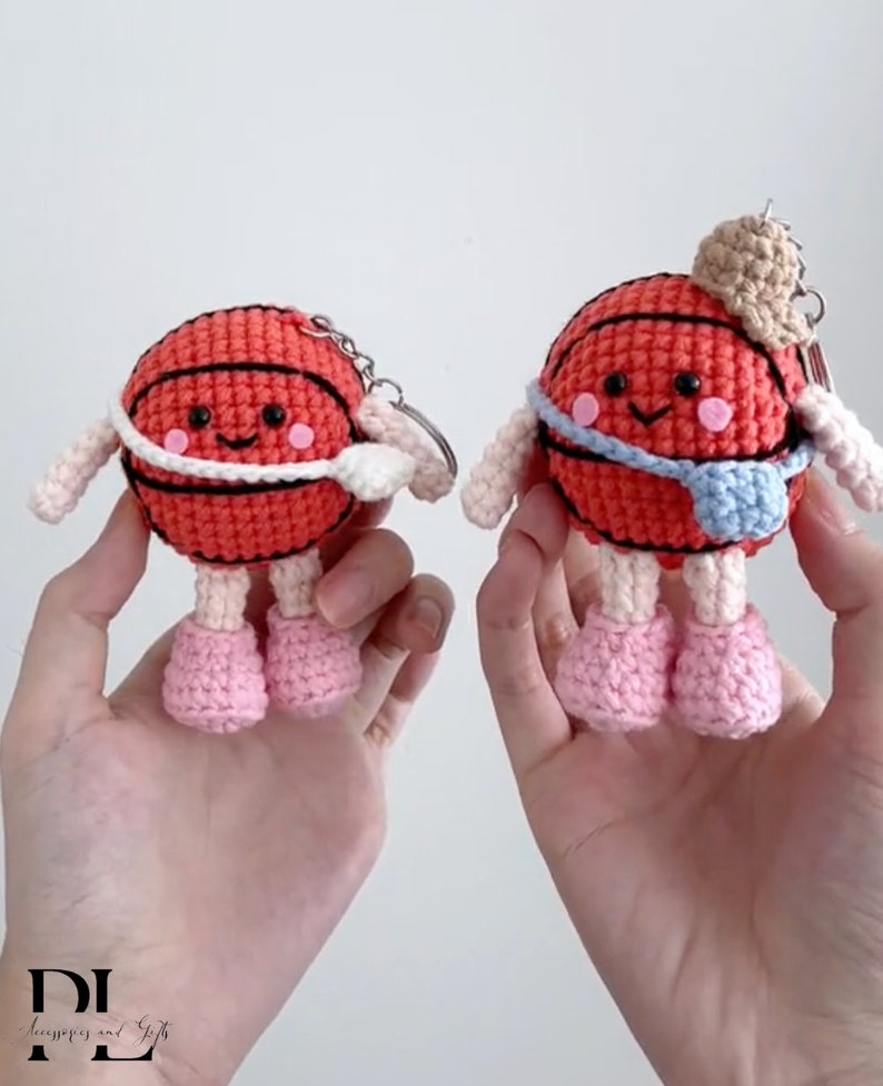 Personalized Crochet Basketball Keychain, Sport Ball Amigurumi, Basketball Plushie Toy, Basketball Team Gifts, Basketball Bag Tag