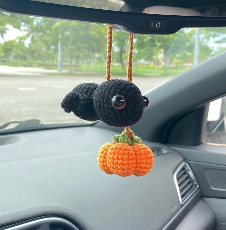 Crochet Spider And Pumpkin Car Charm Spooky, Spider Pumpkin Rear View Mirror Ornament, Fall Halloween Car Accessories Halloween Car Decor