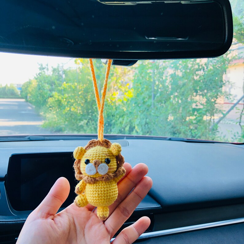 Cute animal Car Mirror Hanging Interior Rear View Mirror Flower Lion Car Accessories Crochet Toy for Women
