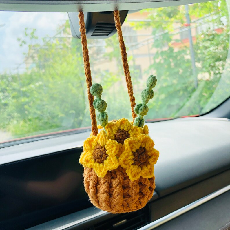 Cute Car Mirror Hanging mini sunflower Interior Rear View Mirror Flower Car Accessories Crochet gift for car