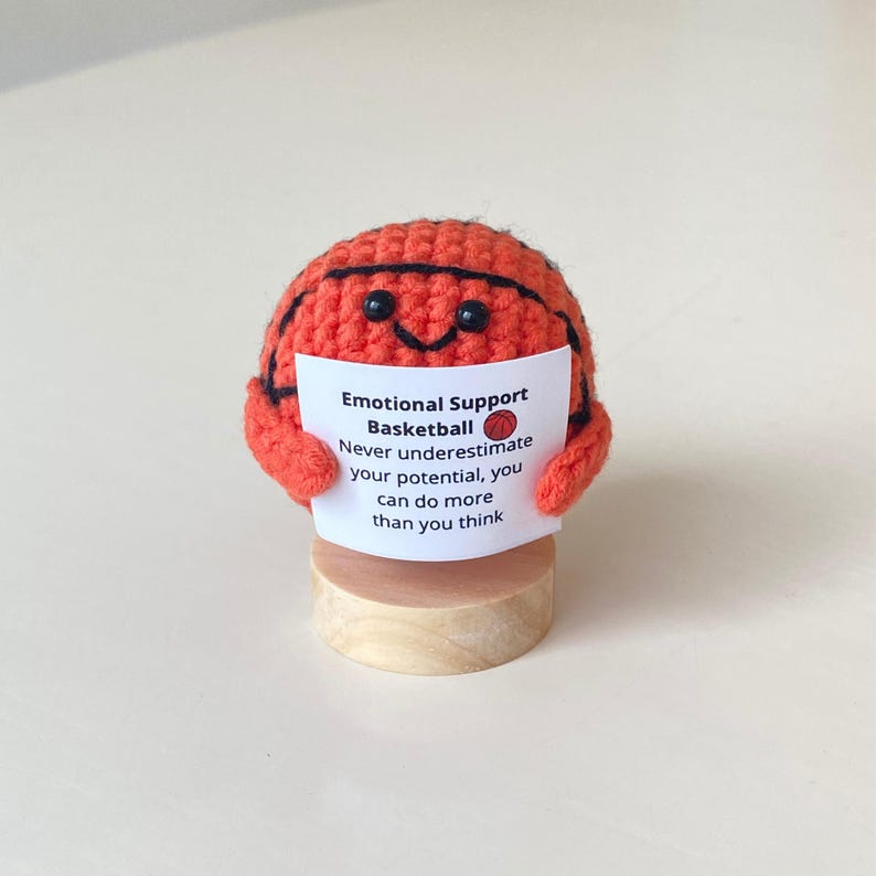 Funny Positive Basketball, Knitted Basketball Toy With Positive Card, Cute Ball Wool Inspirational, Cheer Up Gift For Basketball Team Player