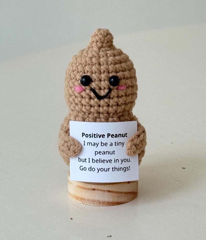 Funny Positive Peanut, Knitted Peanut Toy With Positive Card, Cute Wool Inspirational Peanut Crochet Food Doll Cheer Up Gift, Birthday Gift