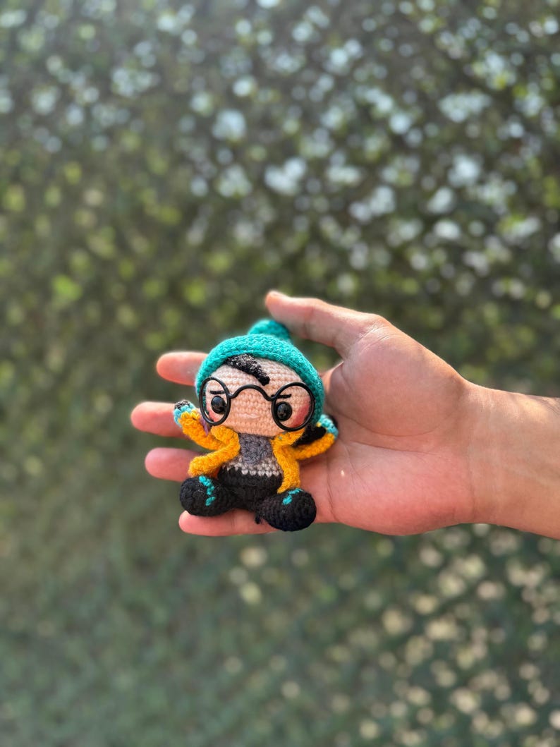 Valorant Killjoy, Valorant Killjoy Plushie, Valorant Killjoy Doll, Amigurumi Killjoy, Valorant Killjoy, Killjoy Crochet, Custom Doll