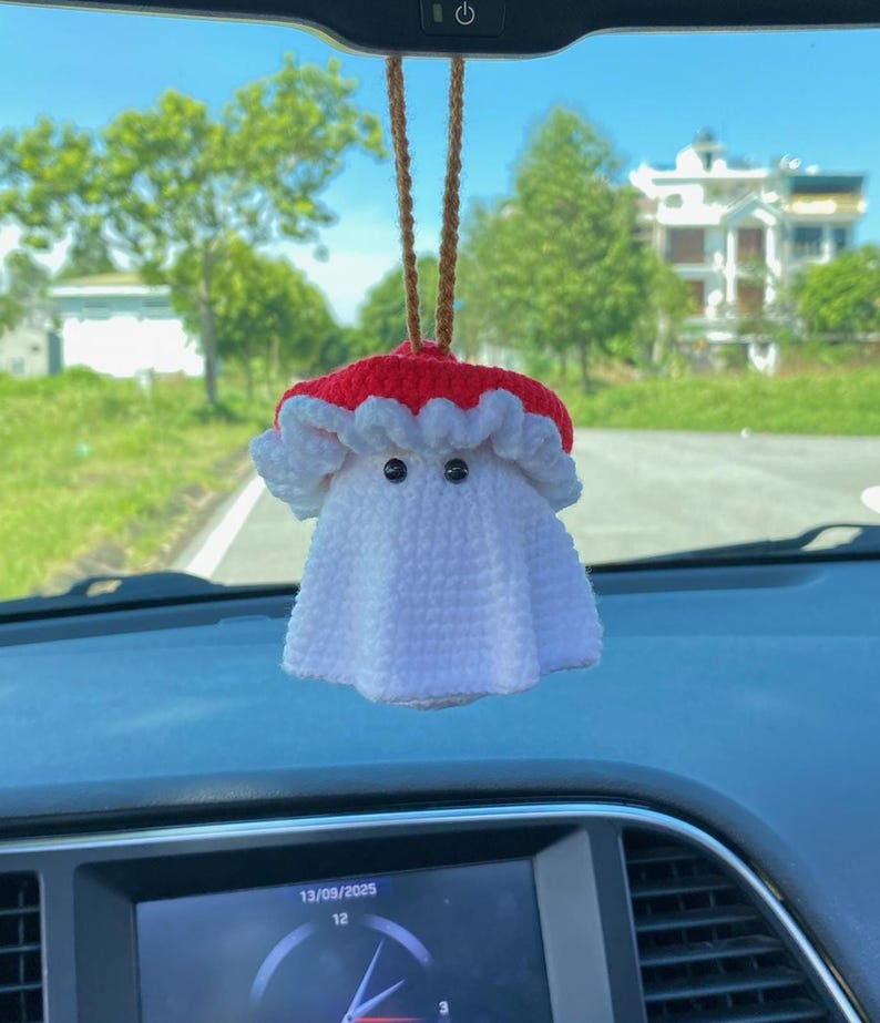 Crochet Ghost Car Charm, Ghost With Mushroom Hat Car Mirror Hanger, Ghost Plushie Halloween Decor, Halloween Car Accessory