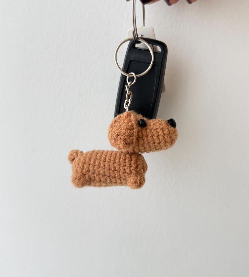 Handmade Dachshund Crochet Keychain, Amigurumi Dachshund, Mini Dachshund Plush Plushie Toy Keychain, Cute Dachshund Gifts, Cute Bag Charm