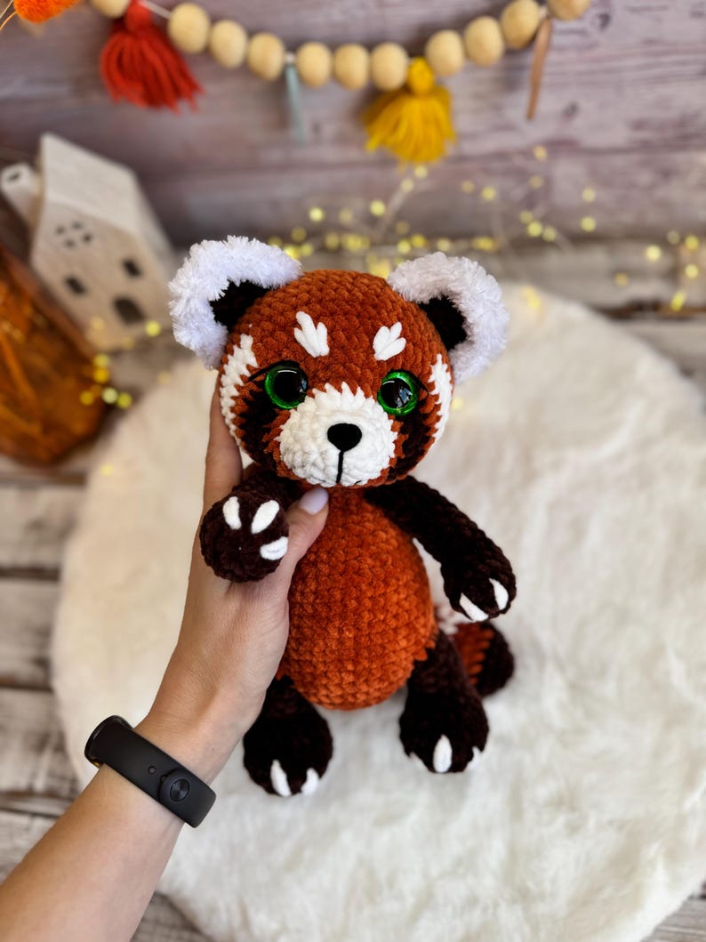 Crochet Red Panda Decor, Handmade Red Panda Keepsake, Amigurumi Panda with Camera, Photographer Gift, Travel Lover Decor