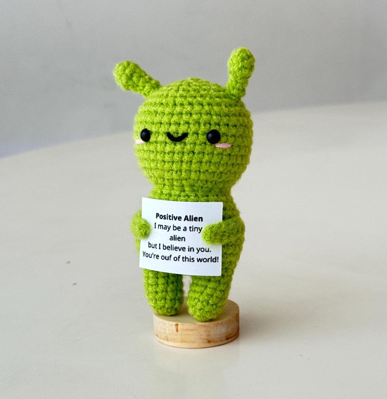 Crochet Funny Positive Alien Plush With Uplifting Card, Encouragement Gift For Family, Friends, Coworker, Ideal For Birthday, Graduation