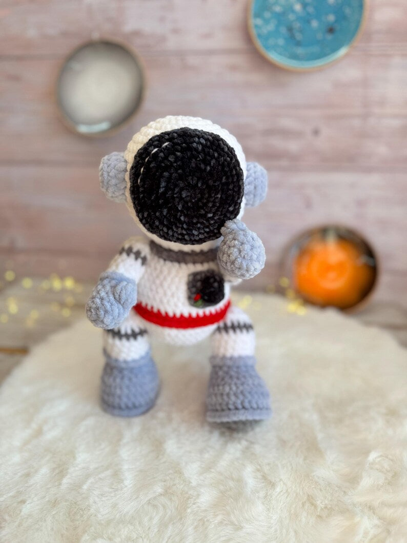 Crochet Astronaut Decor, Space Lover Gift, Space Decor
