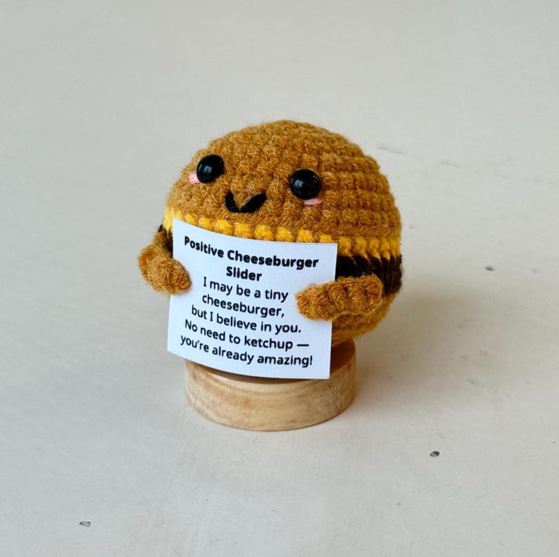 Positive Cheeseburger Slider, Knitted Cheeseburger Toy With Positive Card, Wool Inspirational Cheeseburger Slider Crochet Food Cheer Up Gift