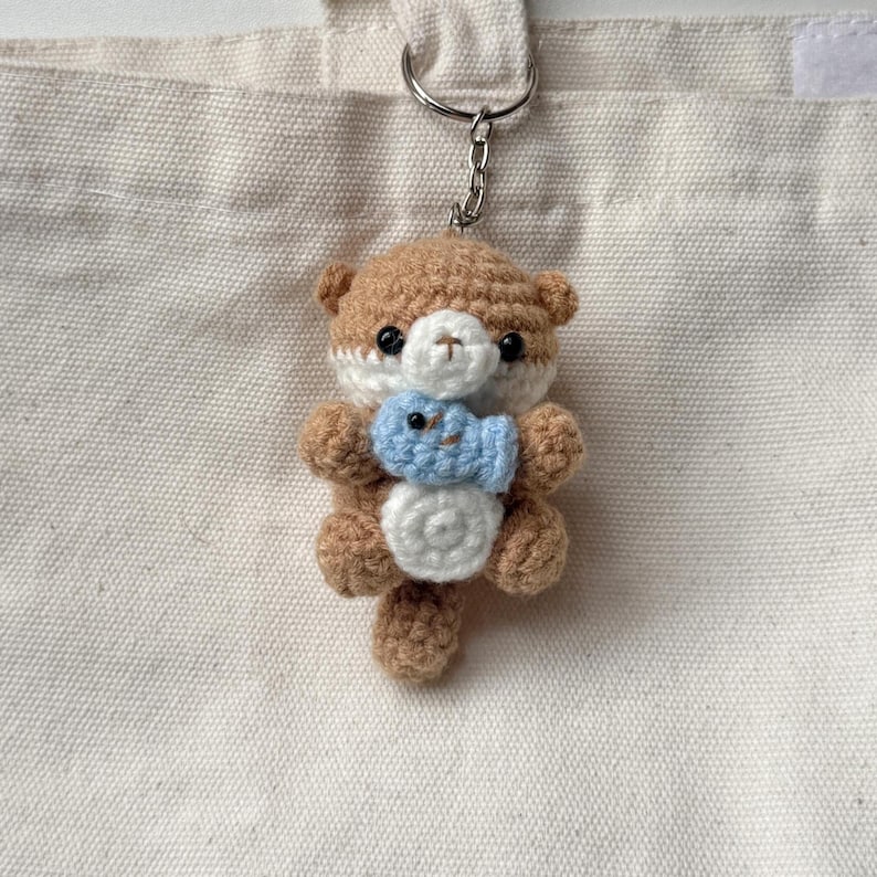 Crochet Otter Plushie With Fish, Handmade Amigurumi Otter Keychain, Cute Sea Animal Gift, Otter Plush Toy Charm, Crochet Keychain