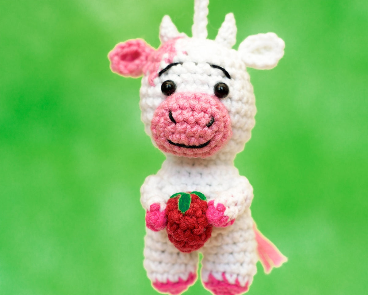 Crochet Keychain Crochet Animals Plush Keychain, Mini Bat, Frog Keychain, Crochet Bee Keychain, Stuffed Animal Keychain for Valentine's Day