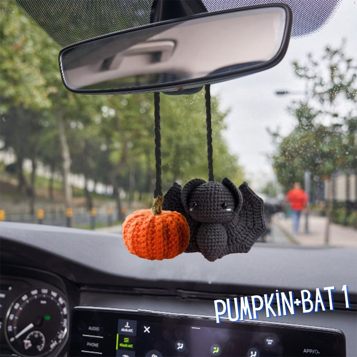 Crochet Bat Car Charm: Halloween Rearview Mirror Decoration