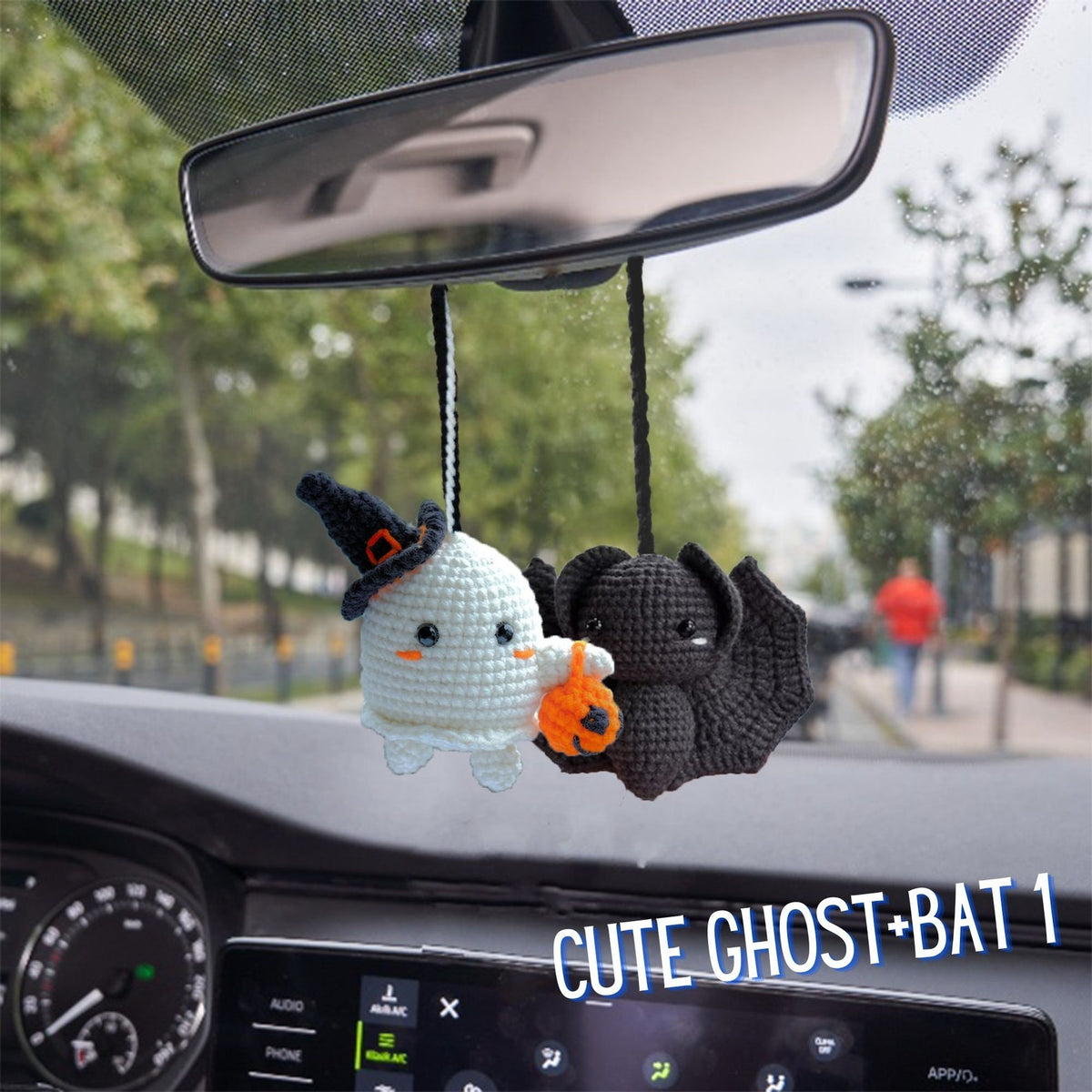 Crochet Bat Car Charm: Halloween Rearview Mirror Decoration
