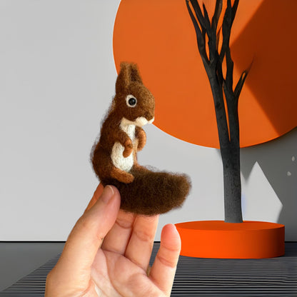Needle Felted Red Squirrel Ornament Hanging Decor, Lifelike Mini Squirrel Figurine, Handmade Gift, Woodland Animals, Squirrel Gift