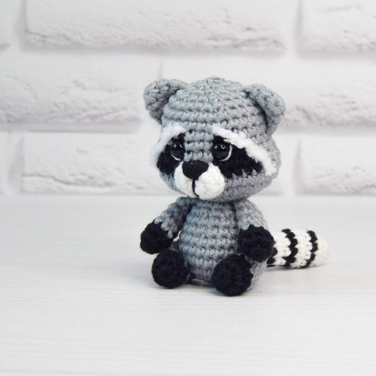 Crochet Raccoon Ornament Hanging Raccoon Plush Raccoon Stuffed Animal, Racoon Gift, Car Mirror Ornament, Handmade Gift Baby Raccoon Keychain