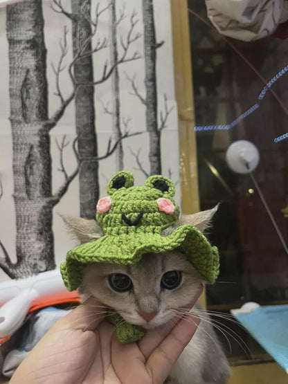 Handmade Cat Knit Frog Hat, Pet Knit Scarf, Crochet Dog Hat, Cute Pet Accessories, Knitted Frog Pet Outfit, Cat Lover Gifts, Dog Lover Gifts