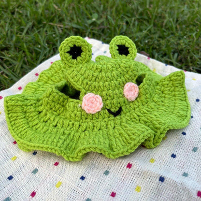 Handmade Cat Knit Frog Hat, Pet Knit Scarf, Crochet Dog Hat, Cute Pet Accessories, Knitted Frog Pet Outfit, Cat Lover Gifts, Dog Lover Gifts