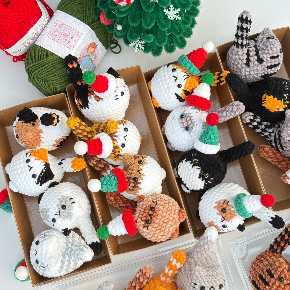 Buy 2 get 1 Crochet mini Christmas cat keychain Crochet Cat Stuffed Animal Cute Gift for Cat Lovers,Car Keyring, Soft Chubby Kitty Amigurumi