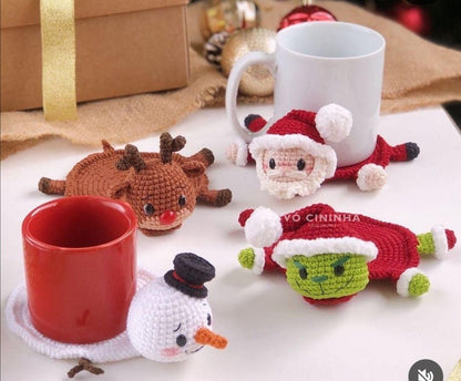 Crochet Christmas Coaster, Handmade Xmas Round Cup Holder, Crochet Santa, Grinch, Snowman Coaster Decor, Cute Gift, Unique Gift for Her