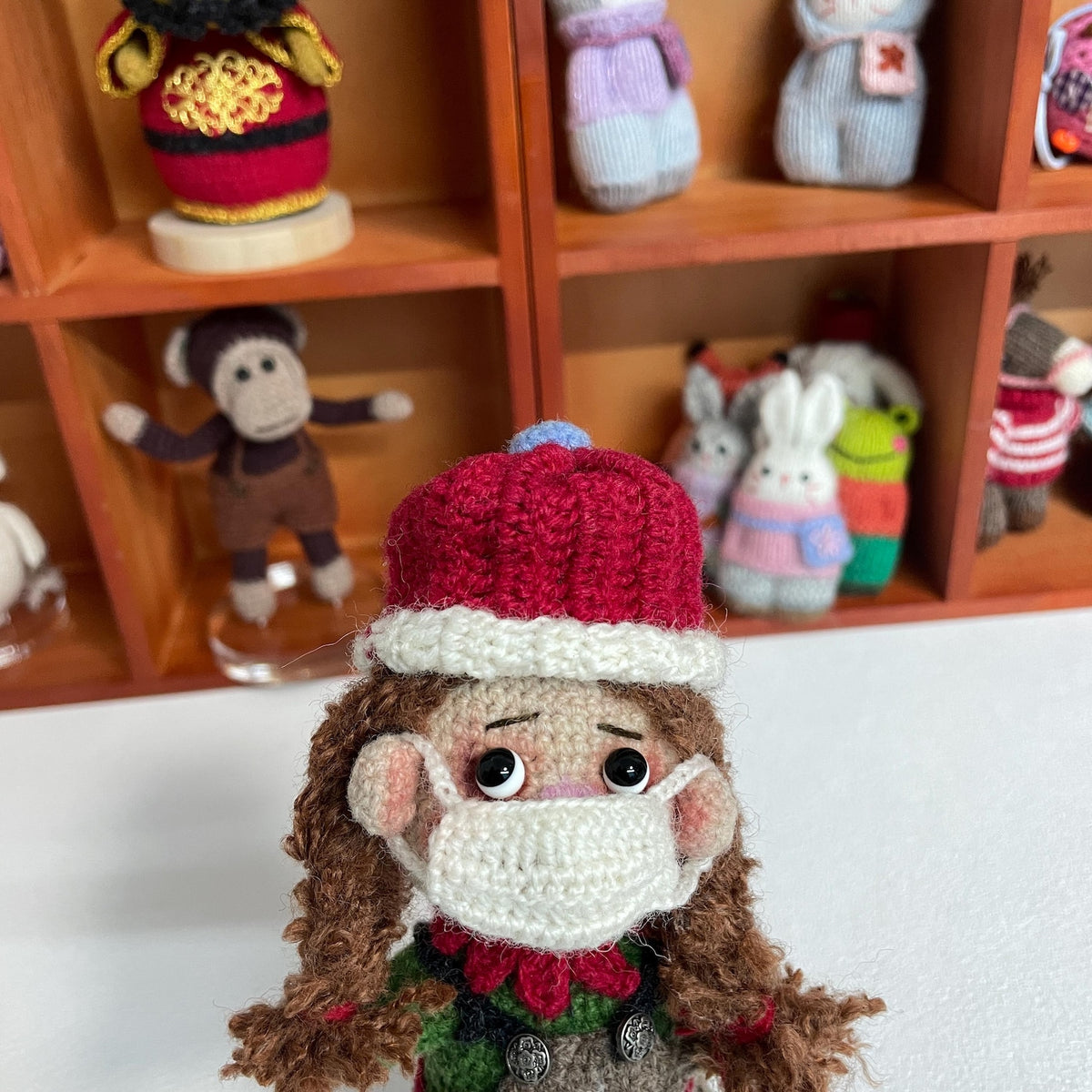 Hand Knit Wool Figurine Prominent Fangs Holiday Embellishment Crochet Plaything Pal Tokens Birthday Surprises Christmas Festive Trinkets