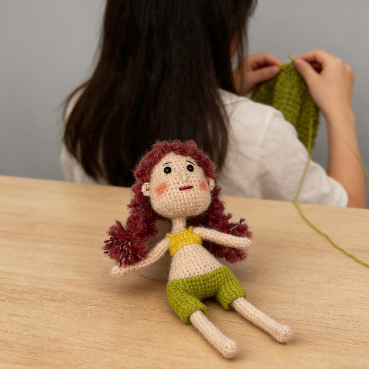 Hand Knit Girl Figurines Desktop Embellishments Sweetheart Tokens Gathering Mementos Maternal Holiday Surprises Christmas Festive Trinkets