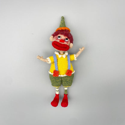 Handcrafted Circus Clown Statues Artistic Desktop Embellishments Vintage Keepsakes Romantic Tokens Christmas Holiday Trinkets