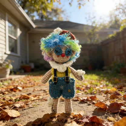 Artisan clown figurines, rucksack dangling trinkets, table‑top showcase ornaments, hobbyist display sculptures, Yuletide household adornment