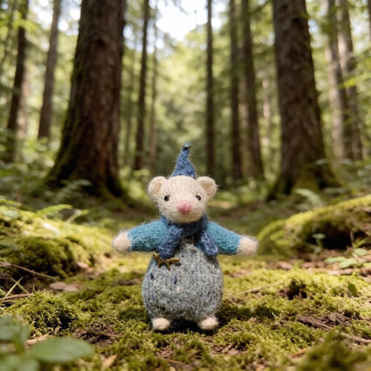 Artisan knit rodent sculpted pieces, birthday mementos, imaginative juvenile tokens, buddy fiber statues, Yuletide room adornments