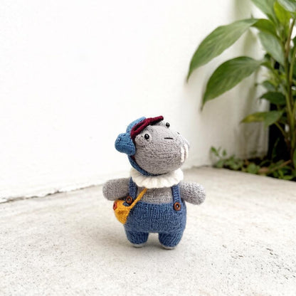Artisan woven hippo sculpted pieces tabletop ornamental accents juvenile mementos imaginative hobbyist statues Yuletide desk embellishments