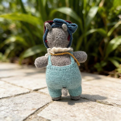 Artisan knit hippo sculpted piece, enthusiast treasure, animal motif gathering ornamental accent, masculine keepsake, Yuletide interior trim