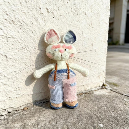 Artisan woven feline sculpted pieces, household room adornments, anniversary keepsakes, imaginative juvenile tokens, Yuletide home trim
