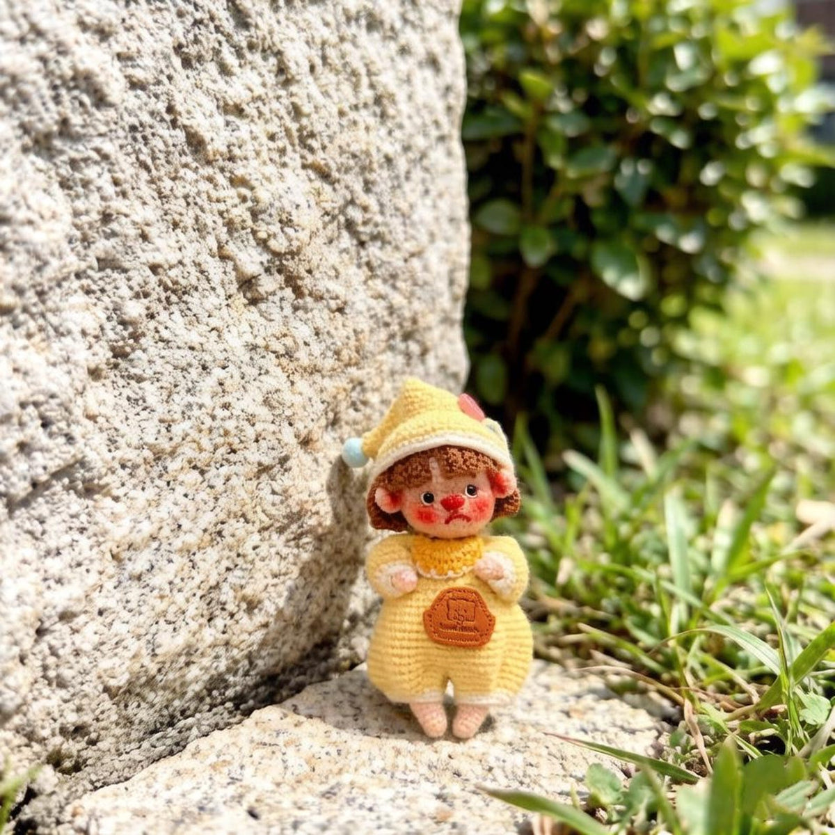 Artisan knit maiden sculpted pieces, themed gathering figurines, imaginative juvenile tokens, anniversary keepsake Yuletide indoor adornment