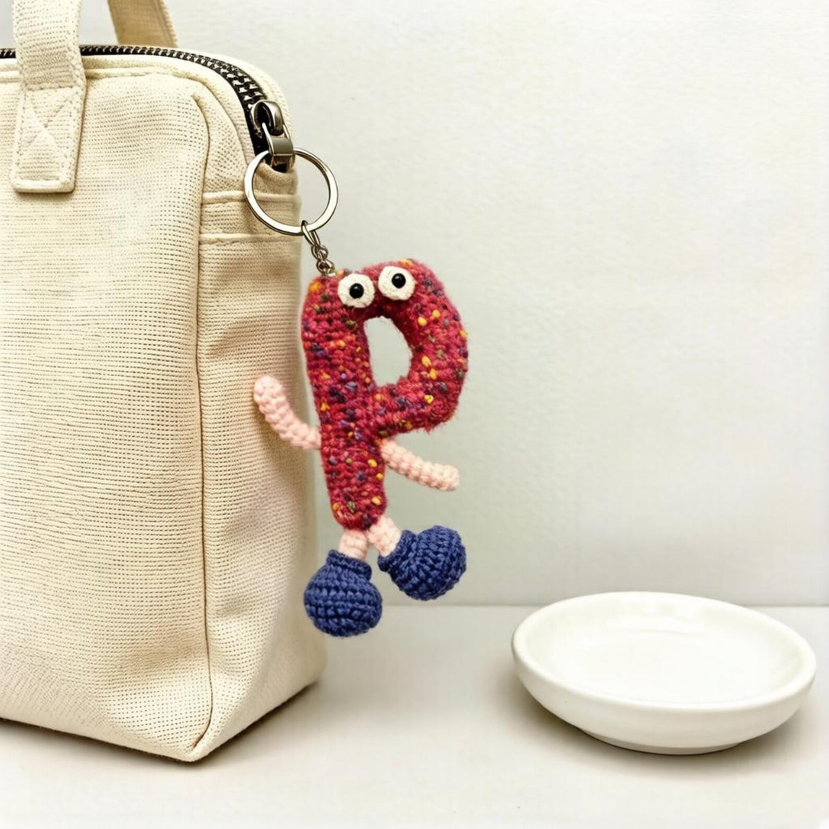 Artisan knit alphabet P figurine charm, imaginative alphabet token, handbag adornment, multihued letter ornament, Yuletide display trim