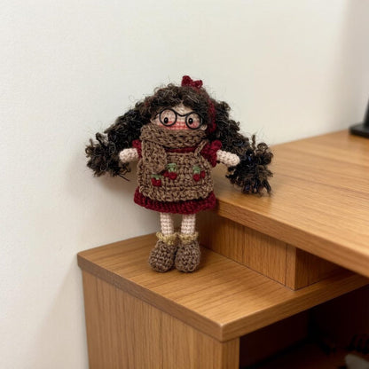 Artisan knit maiden sculpted pieces, tabletop ornamental trims, hobbyist display adornments, birthday mementos, Yuletide desk embellishments