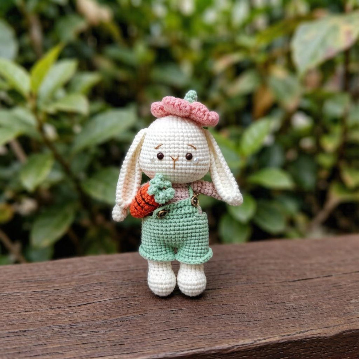 Artisan knit hare sculpted pieces juvenile buddy mementos enthusiast treasure trinkets imaginative seasonal tokens Yuletide home adornments