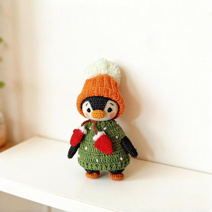 Hand Knit Winter Penguin Figurines Desktop Embellishments Vintage Curios Toddler Tokens Gathering Surprises Christmas Holiday Trinkets