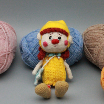 Hand Knit Star Girl Figurines Artistic Tabletop Embellishments Birthday Tokens Gathering Mementos Christmas Holiday Trinkets