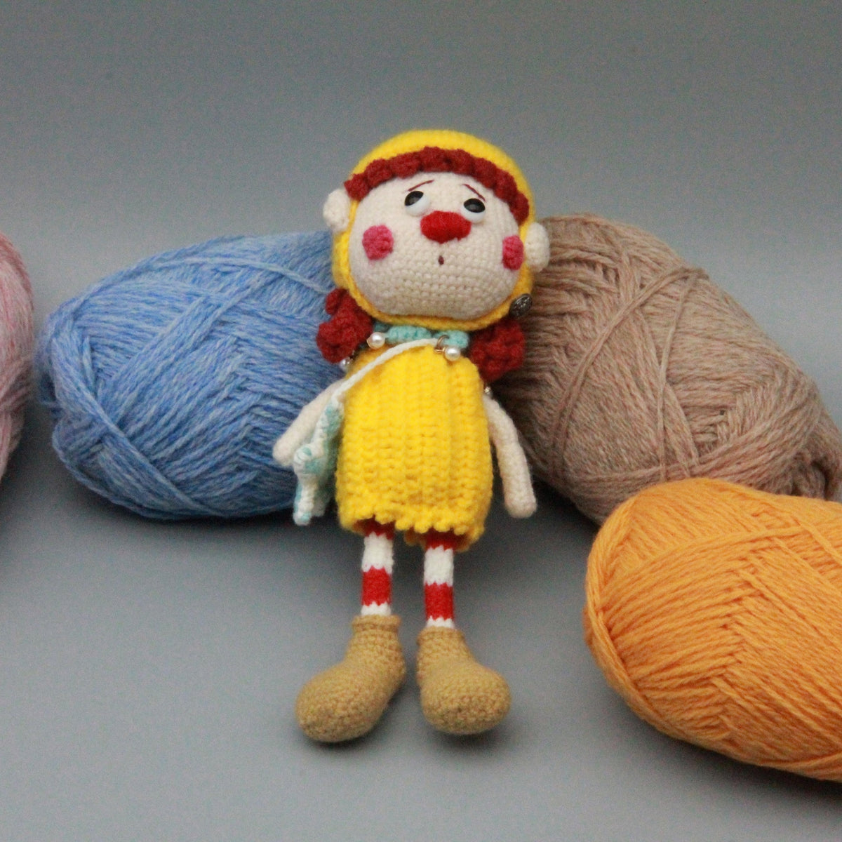 Hand Knit Star Girl Figurines Artistic Tabletop Embellishments Birthday Tokens Gathering Mementos Christmas Holiday Trinkets