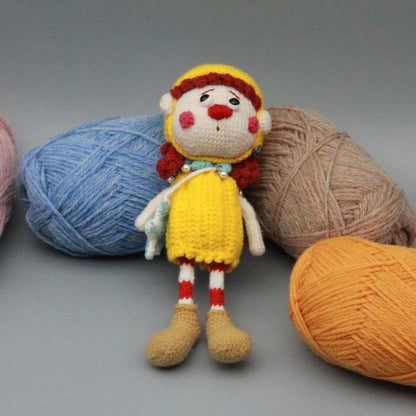 Hand Knit Star Girl Figurines Artistic Tabletop Embellishments Birthday Tokens Gathering Mementos Christmas Holiday Trinkets