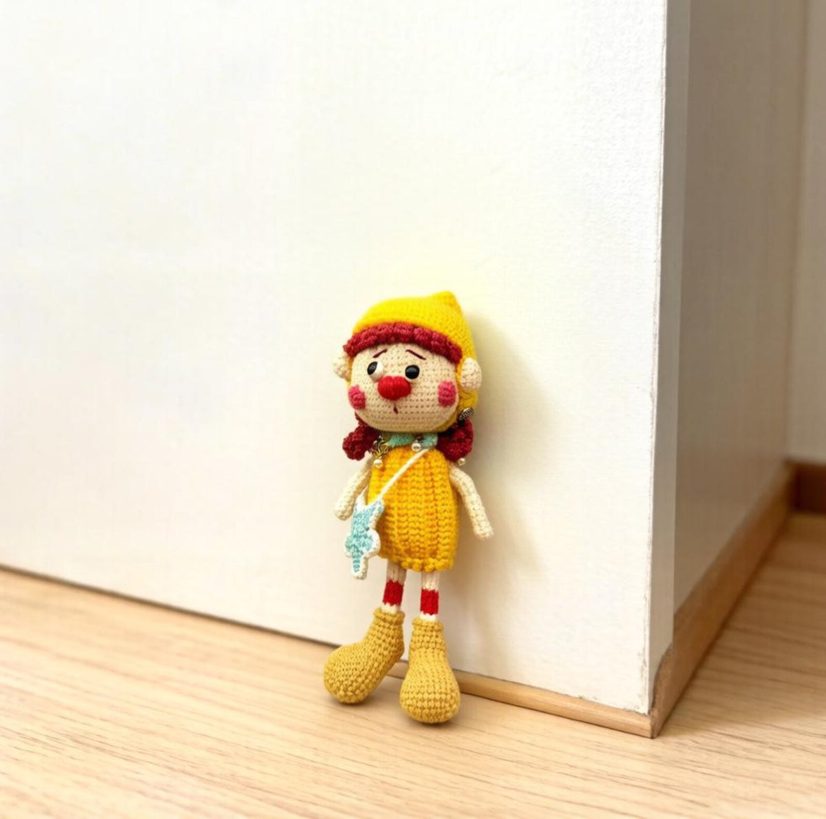 Hand Knit Star Girl Figurines Artistic Tabletop Embellishments Birthday Tokens Gathering Mementos Christmas Holiday Trinkets