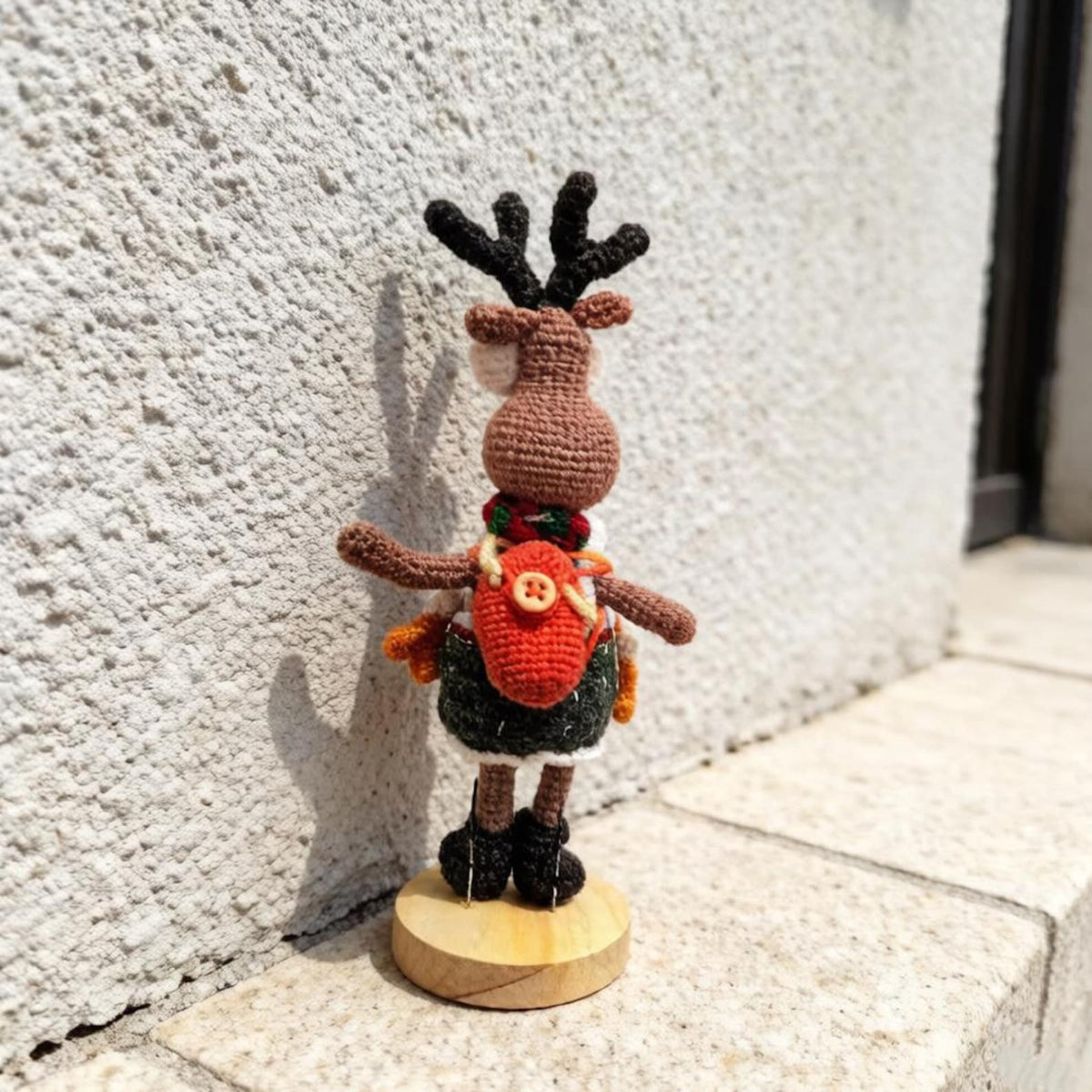 Artisan Knit Fiber Reindeer Sculpture, Yuletide Interior Adornment, Seasonal Memento Trinket, Birthday Token, Xmas Home Embellishment