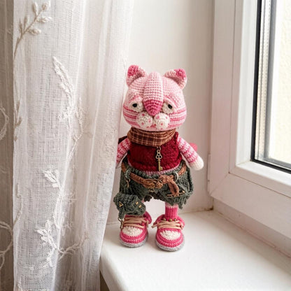 Artisan woven feline sculpted pieces, punk themed hobbyist statuettes, household ornamental accents, juvenile mementos, Yuletide room trims