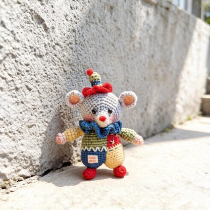 Artisan woven rodent sculpted pieces imaginative gathering mementos carry hanging trinkets enthusiast treasures Yuletide interior adornments