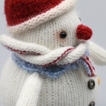 Hand Knit Snowman Sculpture Wool Thread Desktop Embellishment Wintry Seasonal Accent Collector Tokens Christmas Holiday Trinkets