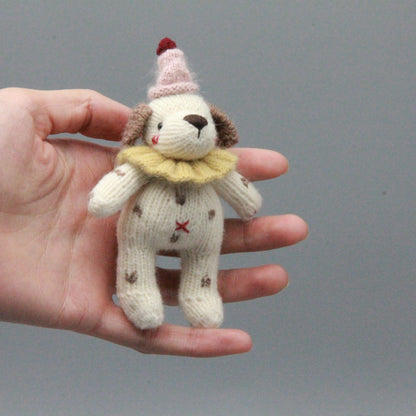 Hand Knit Dog Sculptures Youth Gathering Tokens Infant Space Embellishments Newborn Surprises Vintage Keepsakes Christmas Holiday Trinkets