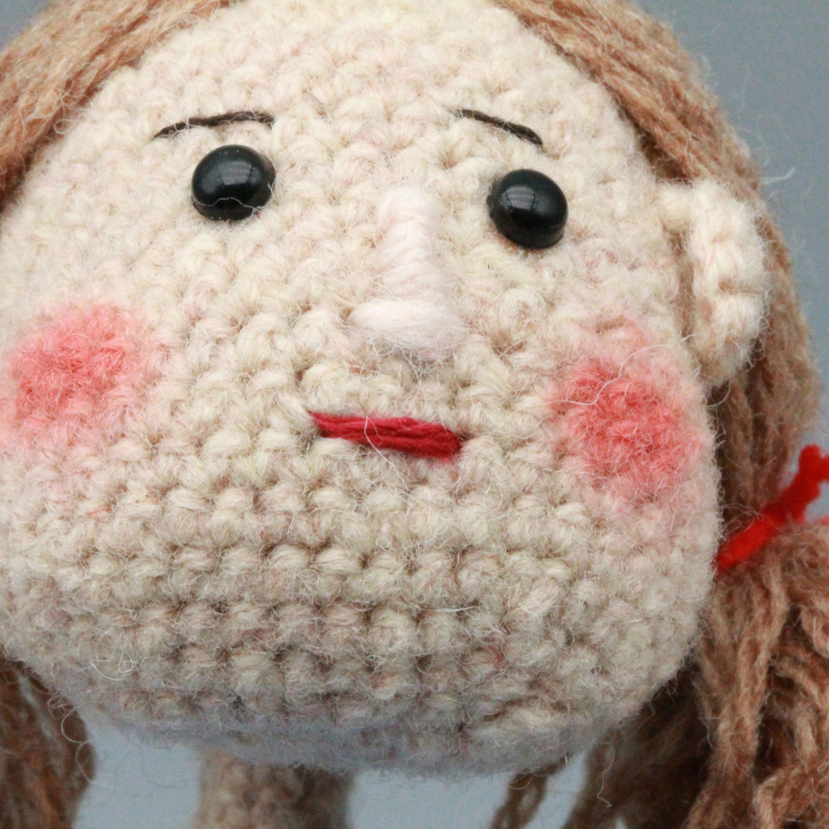 Hand Knit Girl Figurines Artistic Desktop Embellishments Vintage Curios Birthday Tokens Mom Season Surprises Christmas Holiday Trinkets