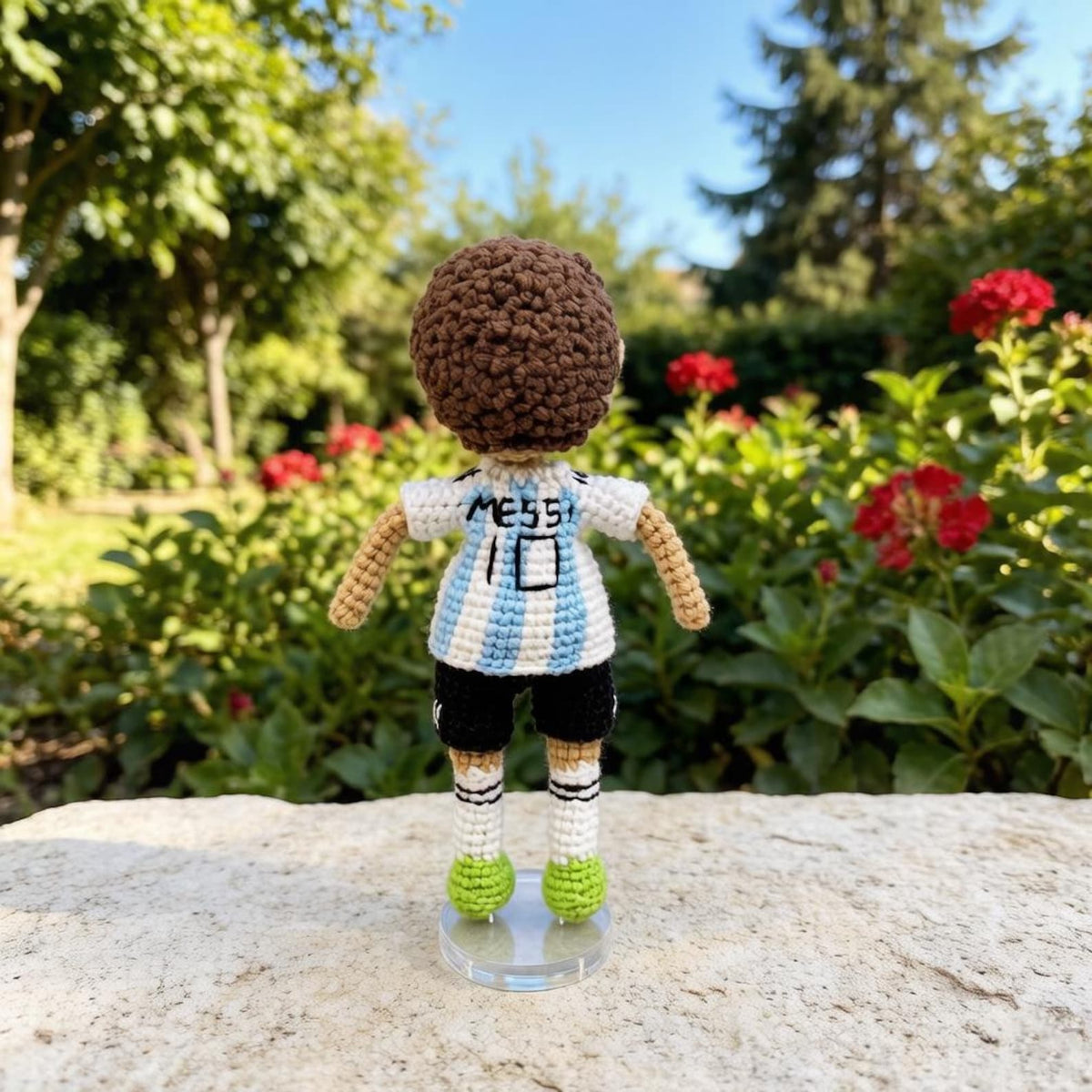 Hand Knit Messi Sculpture Soccer Enthusiast Curios Desktop Embellishment Vintage Keepsakes Birthday Tokens Christmas Holiday Trinkets