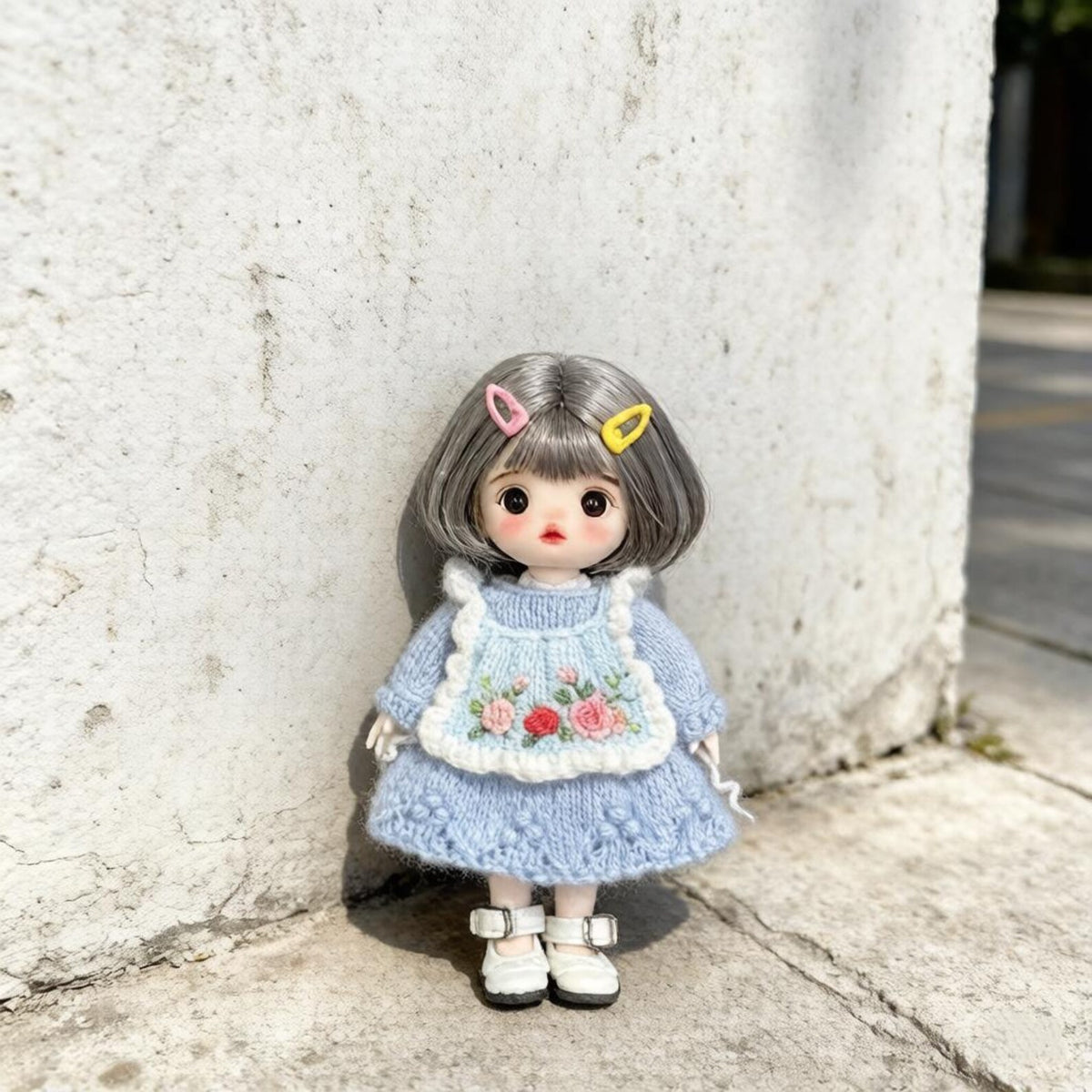 Hand Knit Young Girl Sculpture Desktop Embellishment Hobbyist Keepsakes Juvenile Tokens Gathering Favors Christmas Holiday Goods